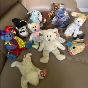 12 Retired Beanie Babies. names in description.  All mint and kept in storage